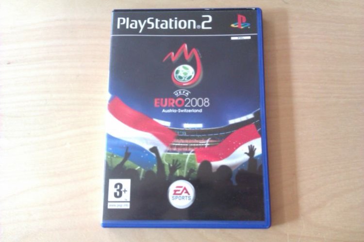 (Bild für) PS2 Uefa Euro 2008 - zum Schließen ins Bild klicken