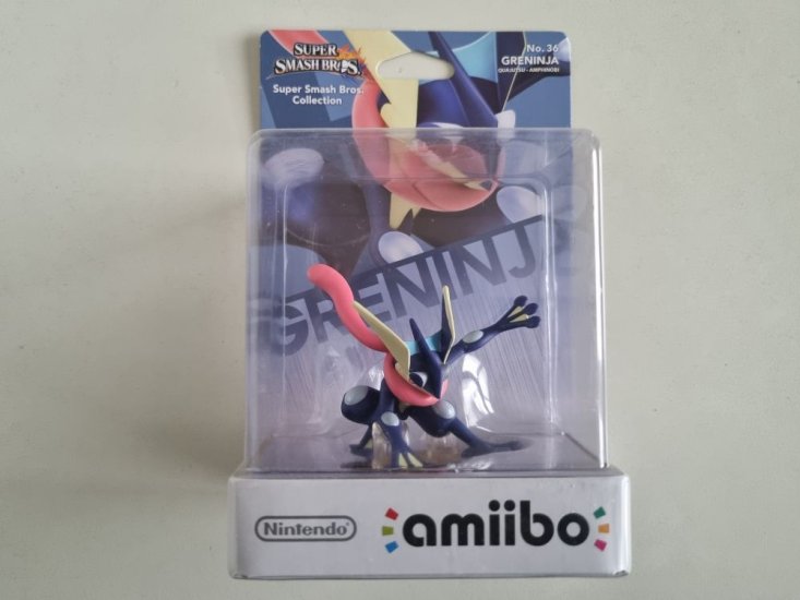 (Bild für) Amiibo Greninja, Super Smash Bros. Collection - zum Schließen ins Bild klicken