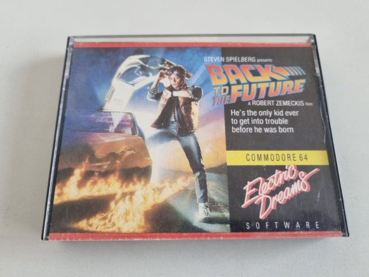(Bild für) C64 Back to the Future - zum Schließen ins Bild klicken