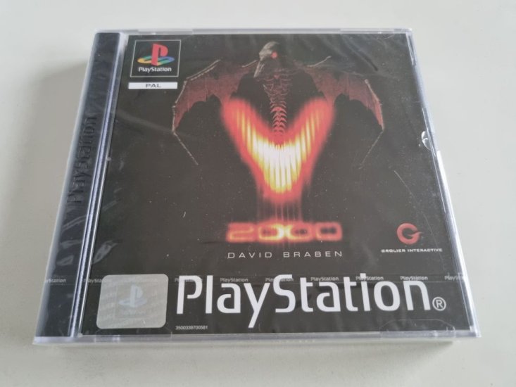 (Bild für) PS1 V2000 - zum Schließen ins Bild klicken