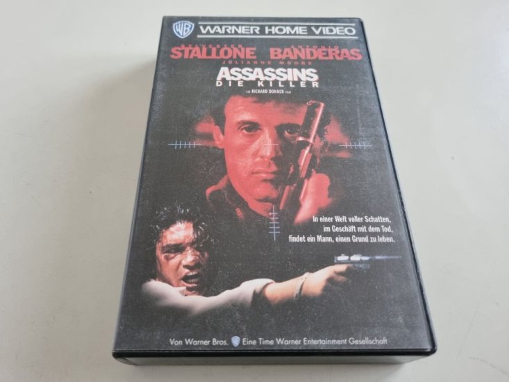 (Bild für) VHS Assassins - Die Killer - zum Schließen ins Bild klicken