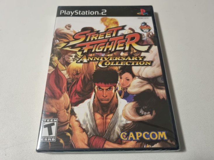(Bild für) PS2 Street Fighter Anniversary Collection - zum Schließen ins Bild klicken