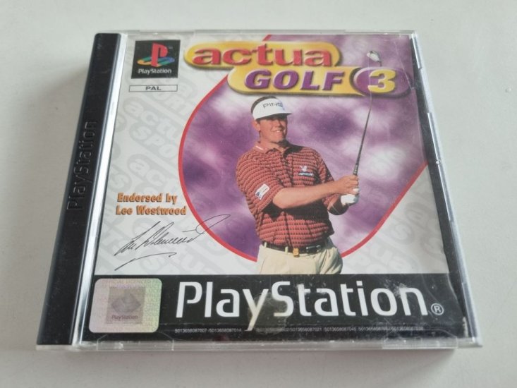 (Bild für) PS1 Actua Golf 3 - zum Schließen ins Bild klicken