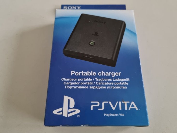(Bild für) PSVita Portable Charger - zum Schließen ins Bild klicken