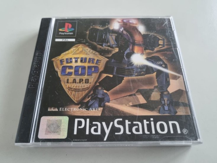 (Bild für) PS1 Future Cop L.A.P.D. - zum Schließen ins Bild klicken