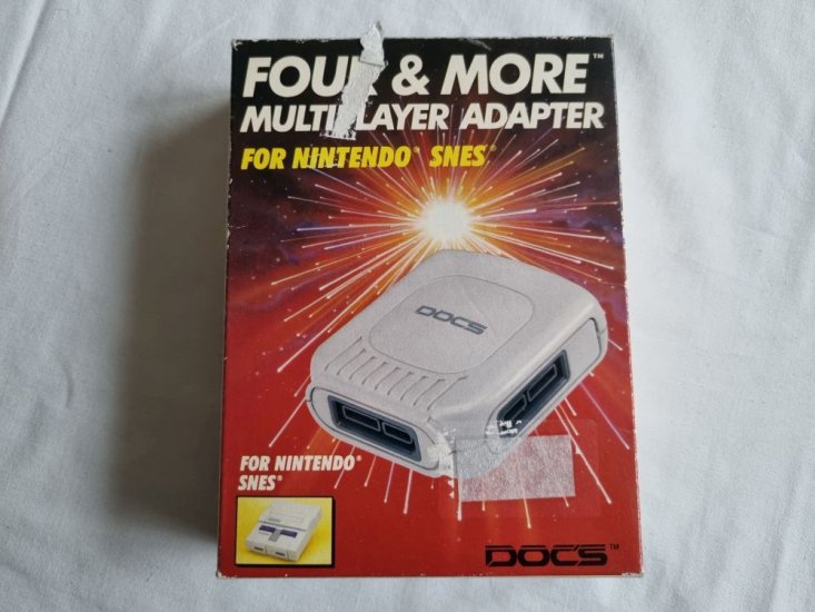 (Bild für) SNES Four & More Multiplayer Adapter - zum Schließen ins Bild klicken