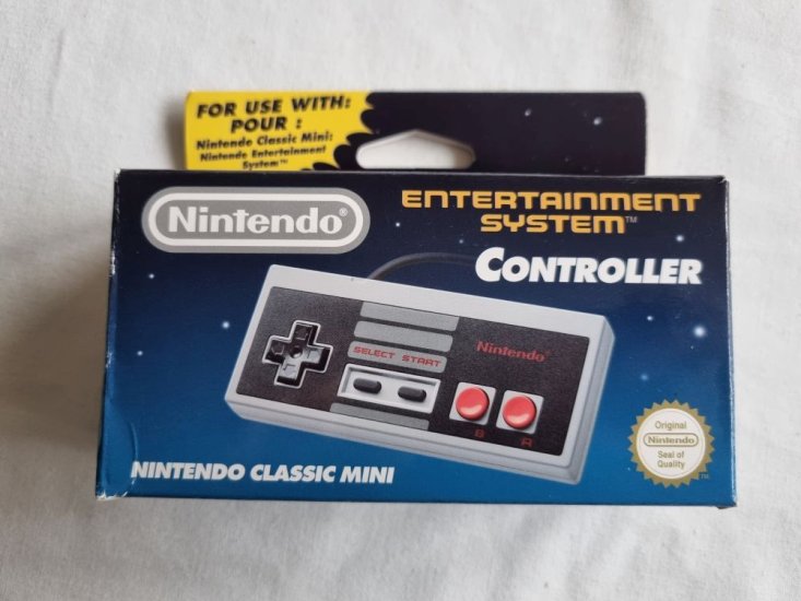(Bild für) Nintendo Mini Classic Controller - zum Schließen ins Bild klicken