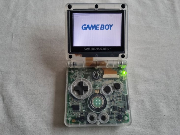 (Bild für) GBA Game Boy Advance SP Transparent 001 - zum Schließen ins Bild klicken