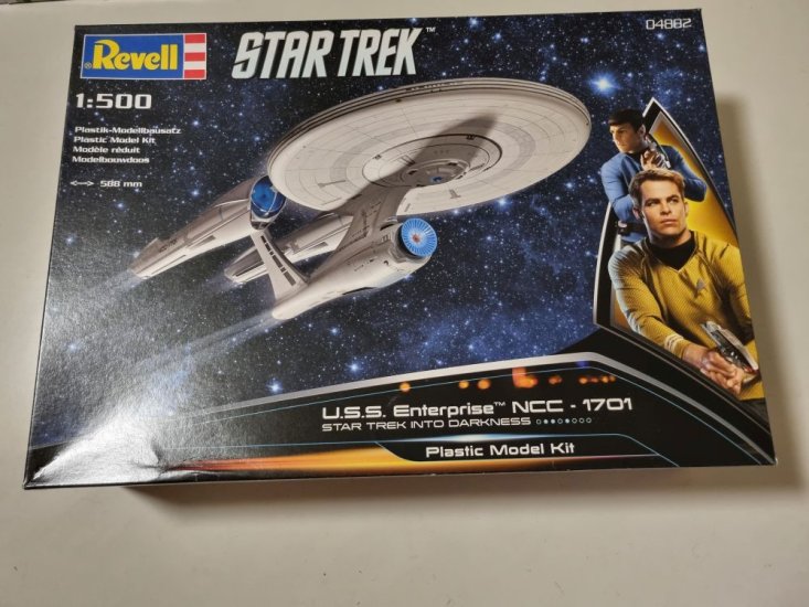 (Bild für) Revell Star Trek U.S.S. Enterprise NCC 1701 - Plastic Model Kit - zum Schließen ins Bild klicken