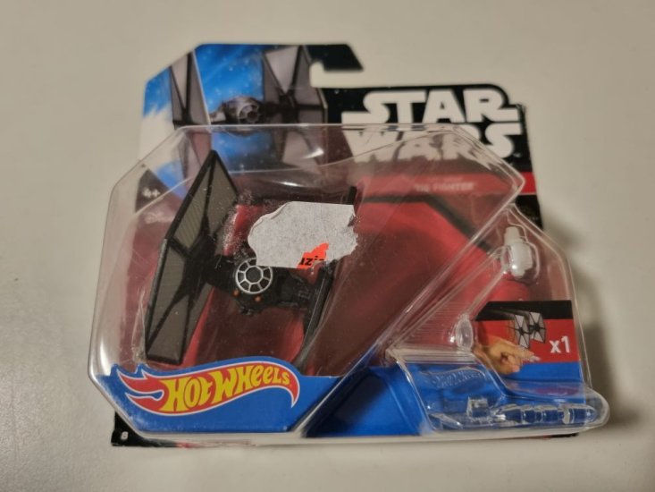 (Bild für) Star Wars - Hot Wheels - Tie Fighter - zum Schließen ins Bild klicken