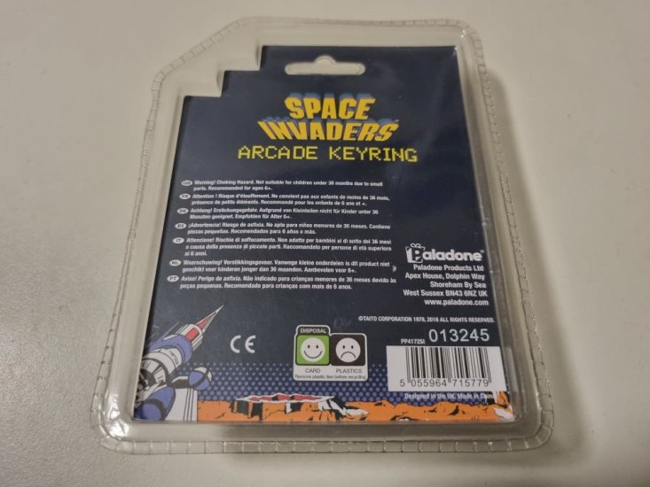 (Bild für) Space Invaders Arcade Keyring - zum Schließen ins Bild klicken