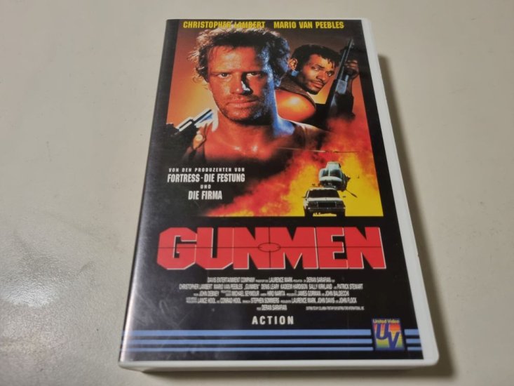 (Bild für) VHS Gunmen - zum Schließen ins Bild klicken