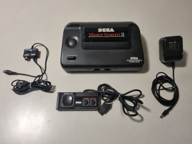 (Bild für) MS Master System II Konsole Pal - 3006-18A - zum Schließen ins Bild klicken
