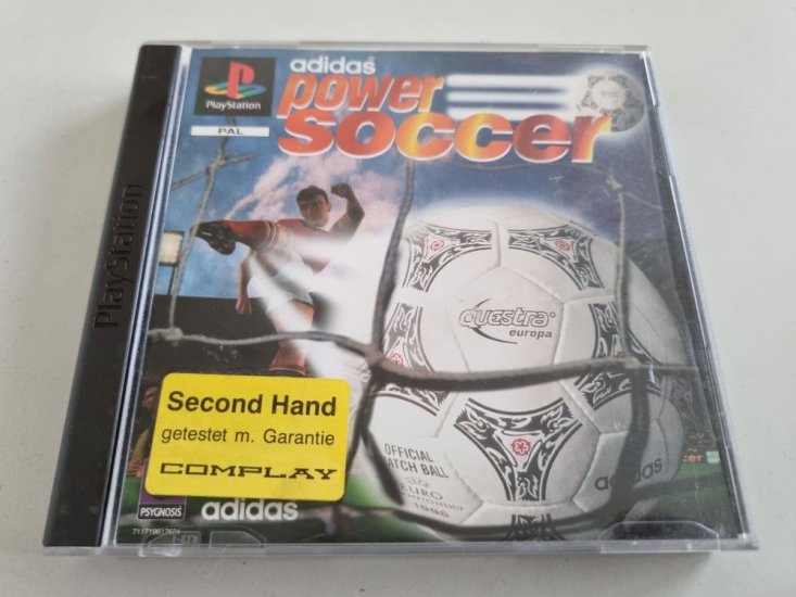 (Bild für) PS1 Adidas Power Soccer - zum Schließen ins Bild klicken
