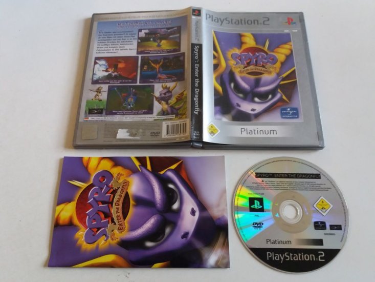(Bild für) PS2 Spyro: Enter the Dragonfly - zum Schließen ins Bild klicken