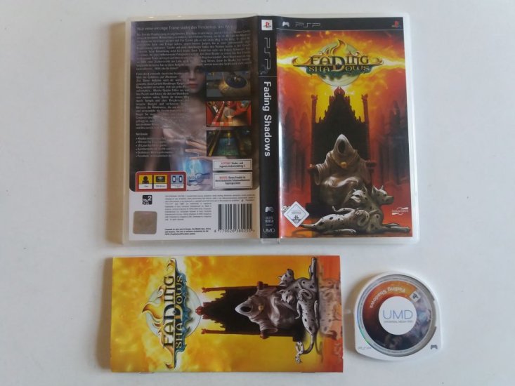 (Bild für) PSP Fading Shadows - zum Schließen ins Bild klicken