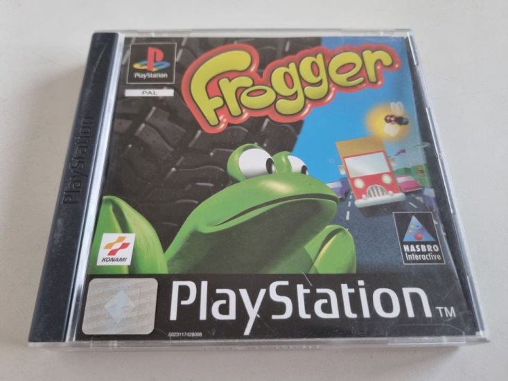 (Bild für) PS1 Frogger - zum Schließen ins Bild klicken