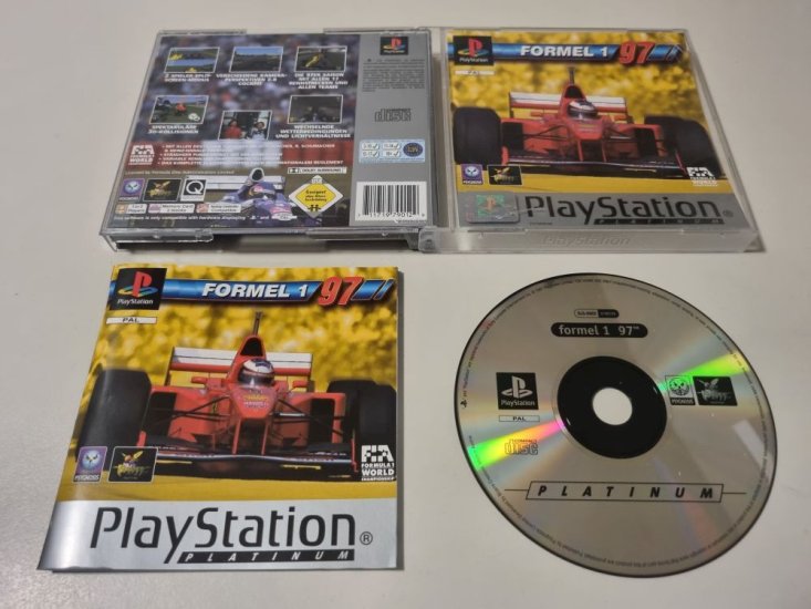 (Bild für) PS1 Formel 1 97 - zum Schließen ins Bild klicken