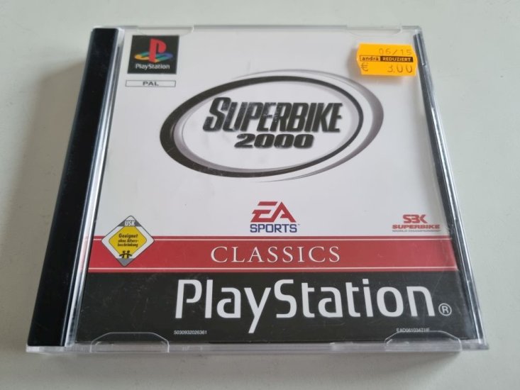 (Bild für) PS1 Superbike 2000 - zum Schließen ins Bild klicken
