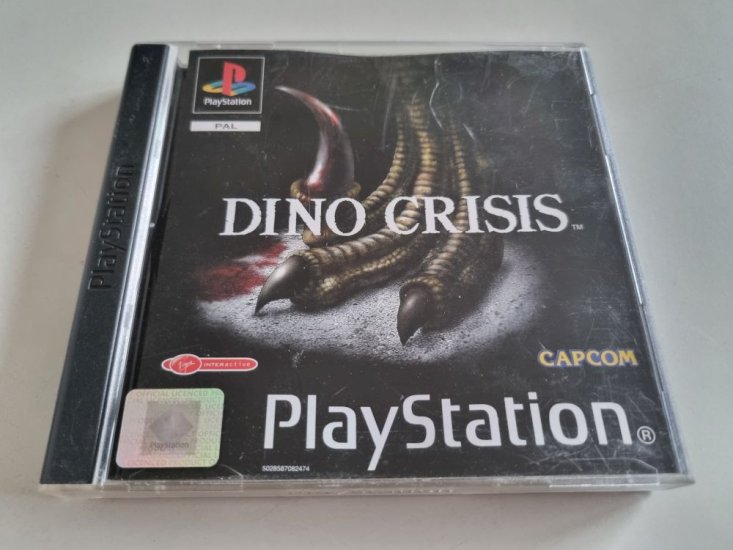 (Bild für) PS1 Dino Crisis - zum Schließen ins Bild klicken