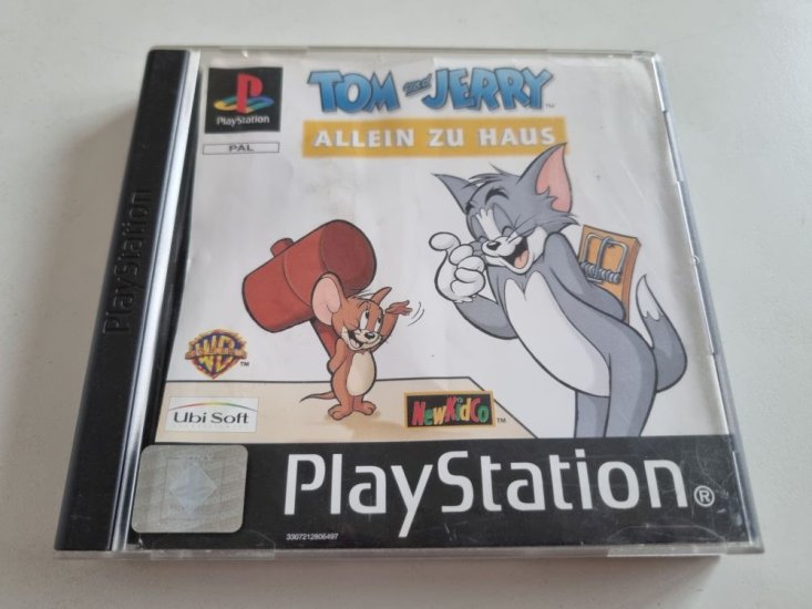 (Bild für) PS1 Tom and Jerry - Allein zu Haus - zum Schließen ins Bild klicken