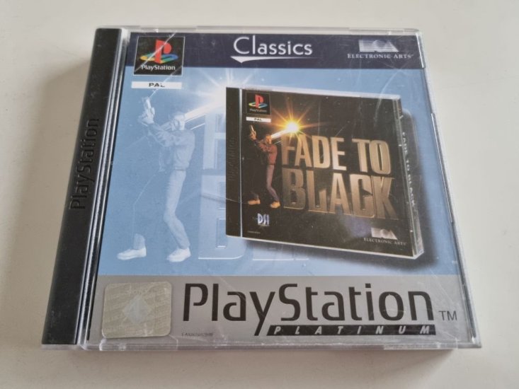 (Bild für) PS1 Fade to Black - zum Schließen ins Bild klicken