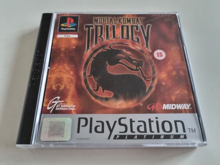 (Bild für) PS1 Mortal Kombat Trilogy - zum Schließen ins Bild klicken