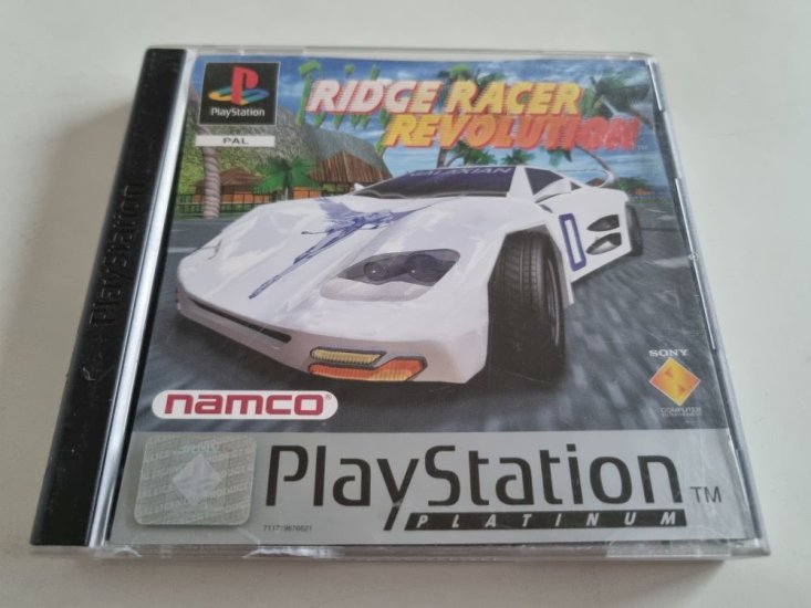 (Bild für) PS1 Ridge Racer Revolution - zum Schließen ins Bild klicken