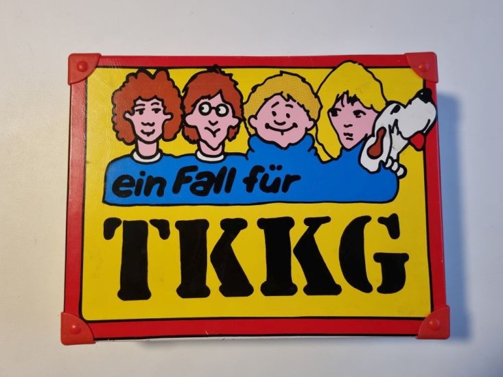 (Bild für) TKKG MC Koffer - zum Schließen ins Bild klicken