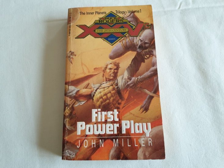 (Bild für) Book Buck Rogers - First Power Play - zum Schließen ins Bild klicken