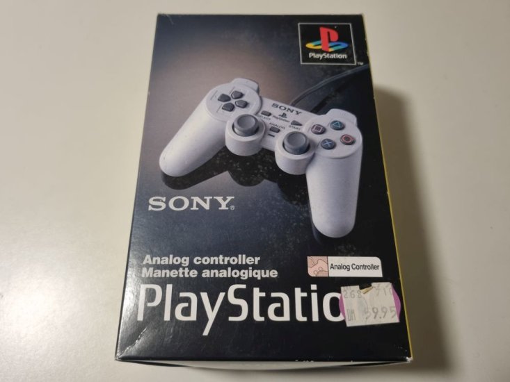 (Bild für) PS1 Analog Controller - zum Schließen ins Bild klicken