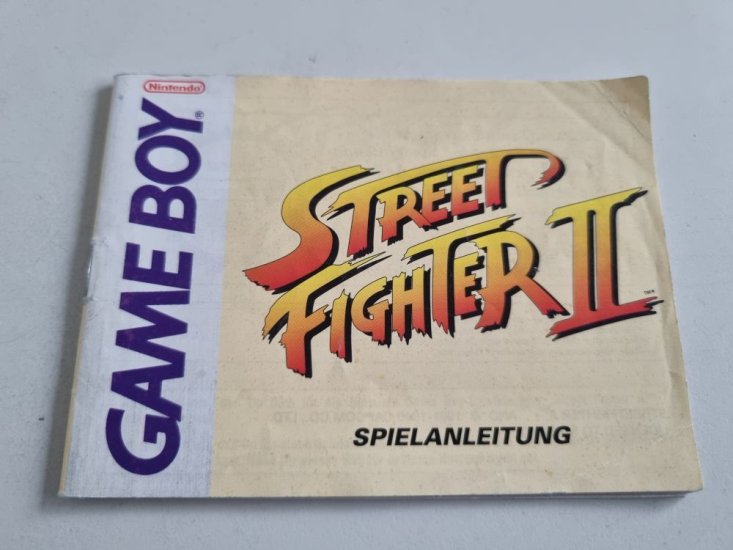 (Bild für) GB Street Fighter II Anleitung - zum Schließen ins Bild klicken