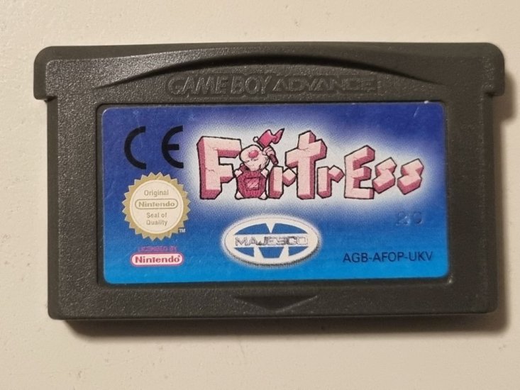 (Bild für) GBA Fortress UKV - zum Schließen ins Bild klicken