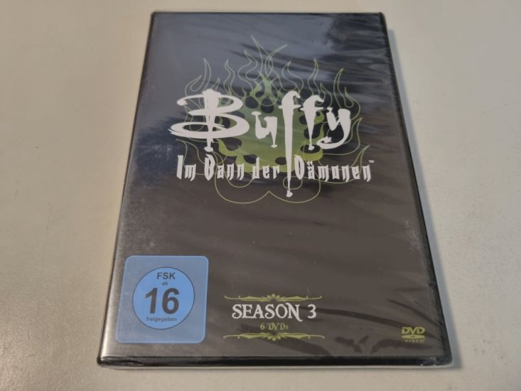 (Bild für) DVD Buffy - Im Bann der Dämonen - Season 3 - zum Schließen ins Bild klicken