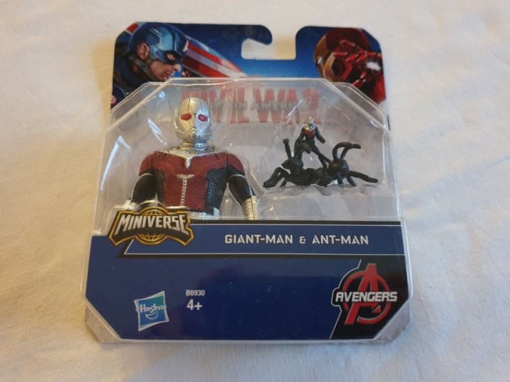 (Bild für) Giant-Man & Ant-Man - Miniverse - zum Schließen ins Bild klicken