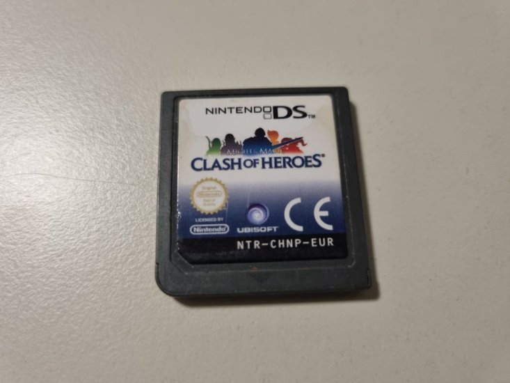 (Bild für) DS Clash of Heroes EUR - zum Schließen ins Bild klicken