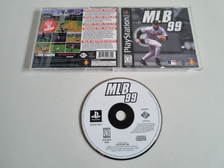 (Bild für) PS1 MLB 99 - zum Schließen ins Bild klicken