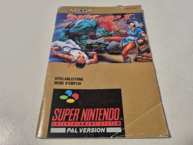 (Bild für) SNES Street Fighter II FRG Anleitung - zum Schließen ins Bild klicken