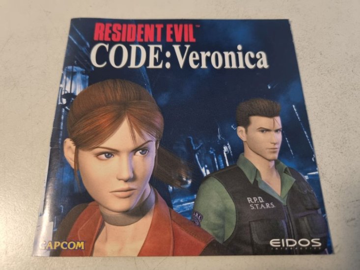 (Bild für) DC Resident Evil - Code: Veronica Anleitung - zum Schließen ins Bild klicken