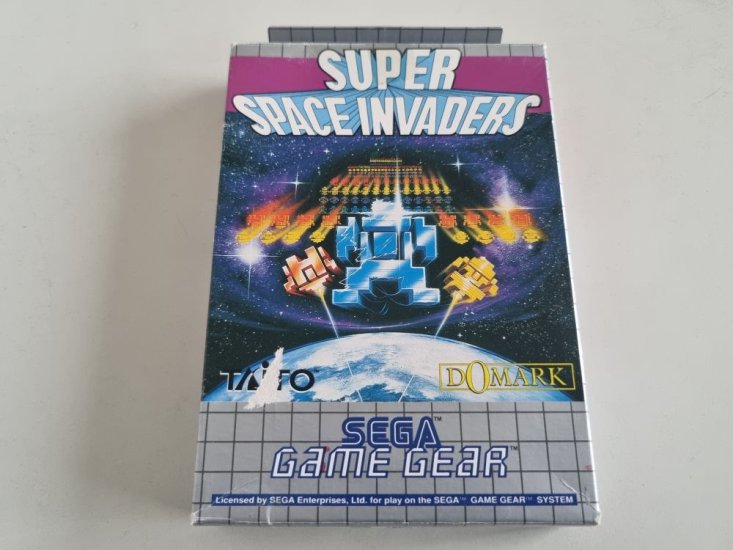 (Bild für) GG Super Space Invaders - zum Schließen ins Bild klicken