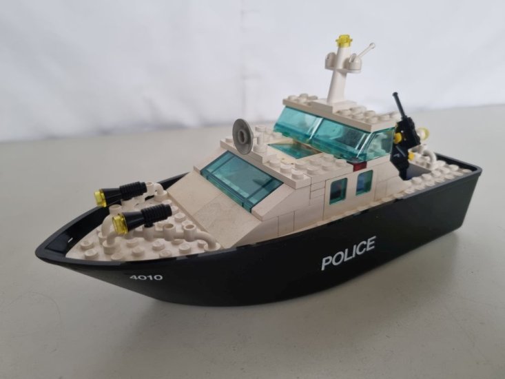 (Bild für) Lego 4010 - Police Rescue Boat - zum Schließen ins Bild klicken