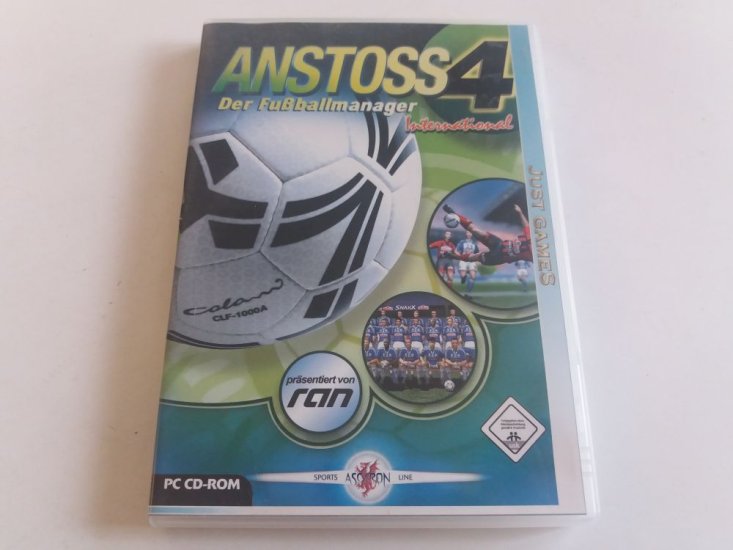 (Bild für) PC Anstoss 4 Der Fussballmanager International - zum Schließen ins Bild klicken