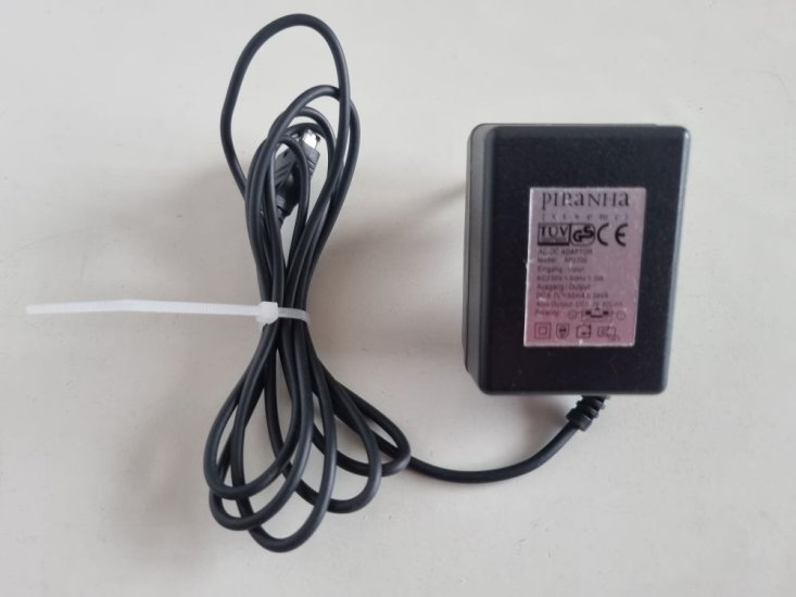 (Bild für) GBA Third Party Netzteil - zum Schließen ins Bild klicken