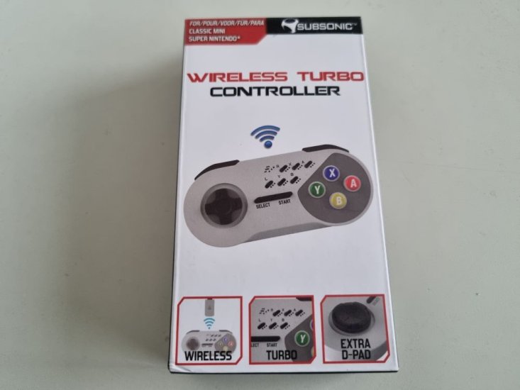(Bild für) SNES Classic Mini Wireless Turbo Controller - zum Schließen ins Bild klicken