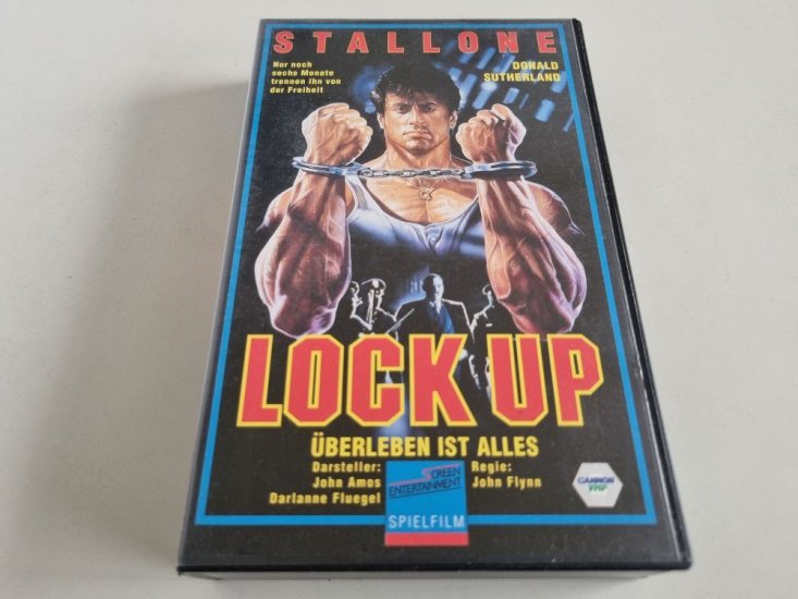 (Bild für) VHS Lock Up - Überleben ist Alles - zum Schließen ins Bild klicken