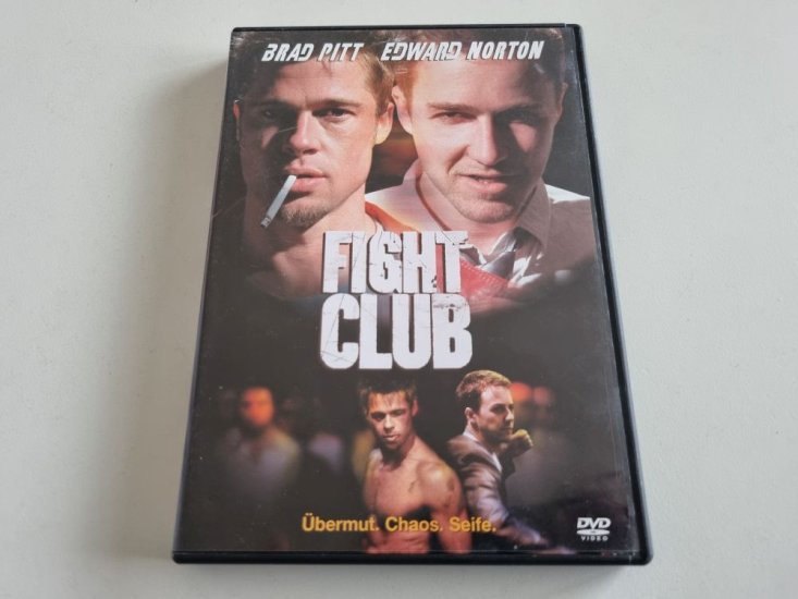 (Bild für) DVD Fight Club - zum Schließen ins Bild klicken