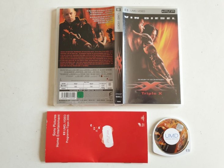 (Bild für) PSP Triple X - XXX UMD Movie - zum Schließen ins Bild klicken