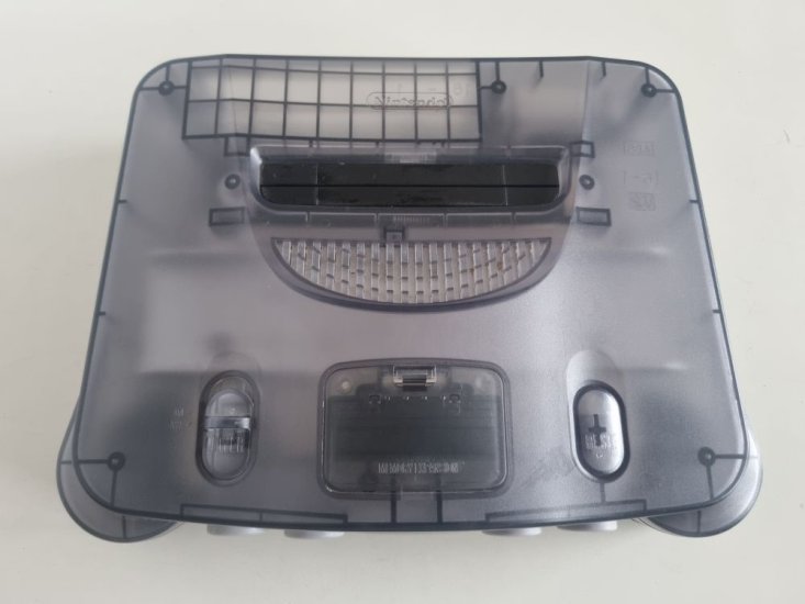 (Bild für) N64 Konsole NUS-001(EUR) - Smoke Grey Limited Edition - zum Schließen ins Bild klicken