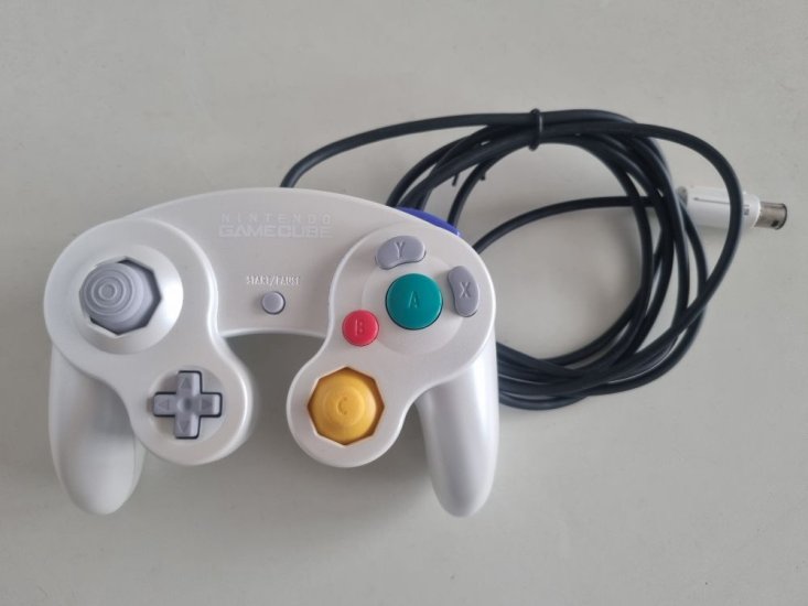 (Bild für) GC Controller DOL-003 Weiß - zum Schließen ins Bild klicken