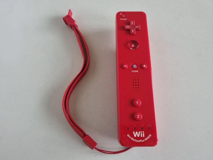 (Bild für) Wii Remote MotionPlus - Rot - zum Schließen ins Bild klicken